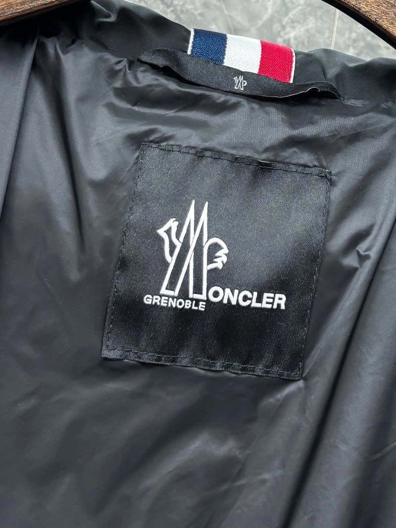 Unique Moncler Down Jackets 143771
