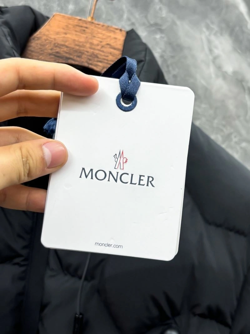 Unique Moncler Down Jackets 143771