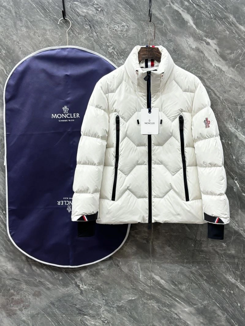 RelaxedFit Moncler Down Jackets 143768