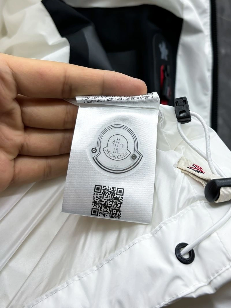 RelaxedFit Moncler Down Jackets 143768