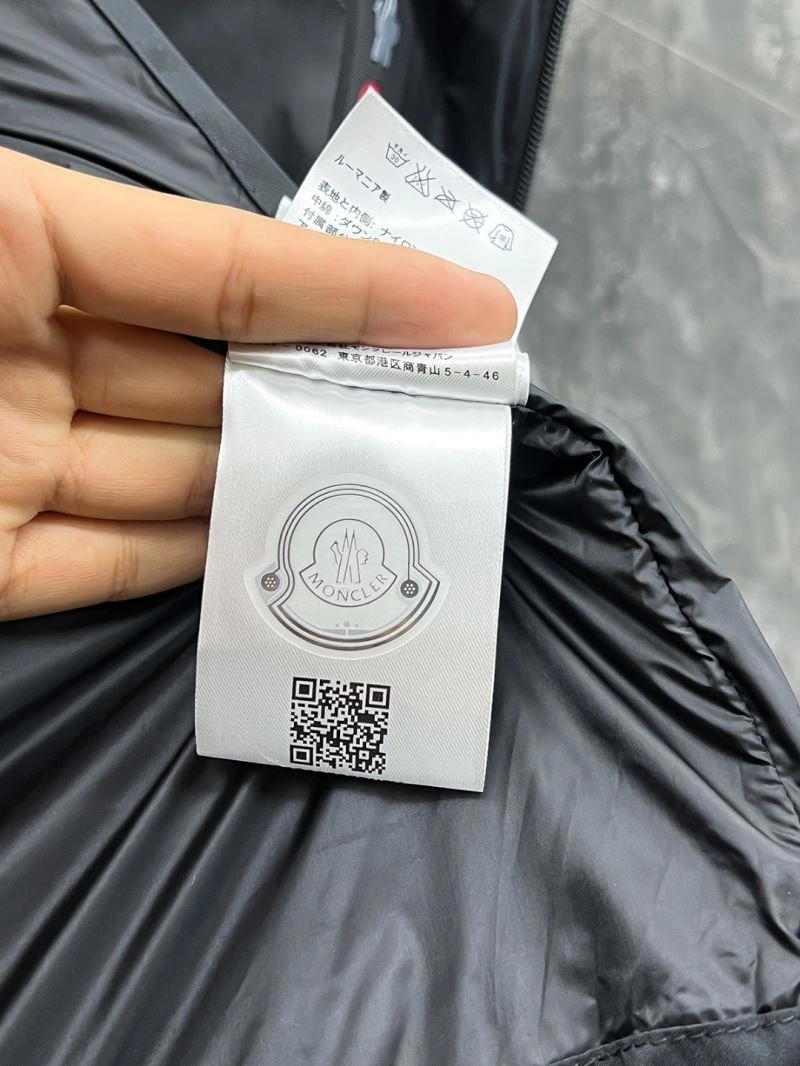 Moncler Down Jackets Cozy 143797