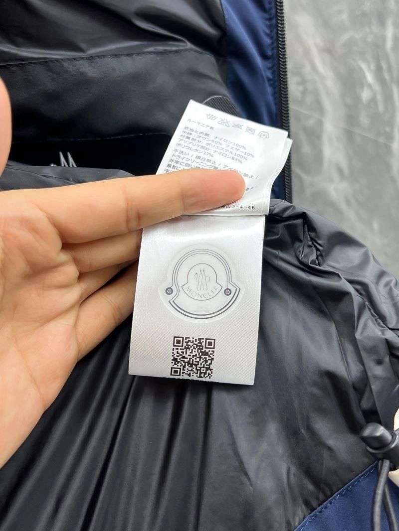 Effortless Moncler Down Jackets 143766