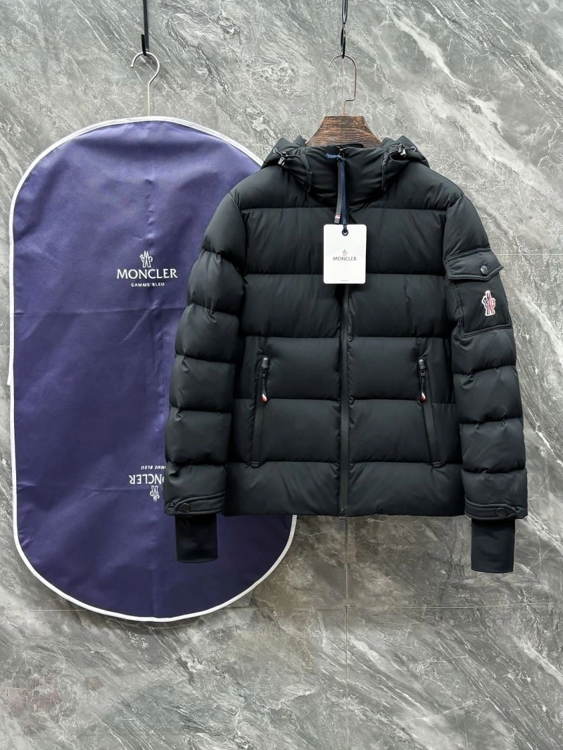 Moncler Down Jackets FreshLook 143759