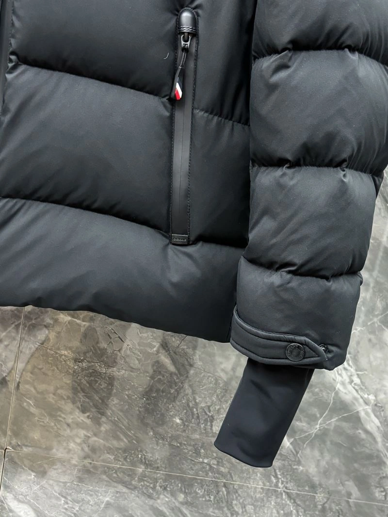 Moncler Down Jackets FreshLook 143759