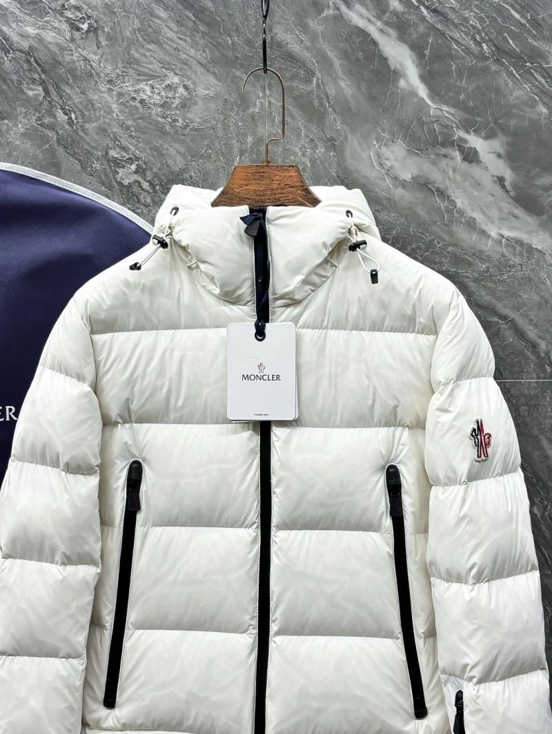 TimelessDesign Moncler Down Jackets 143762