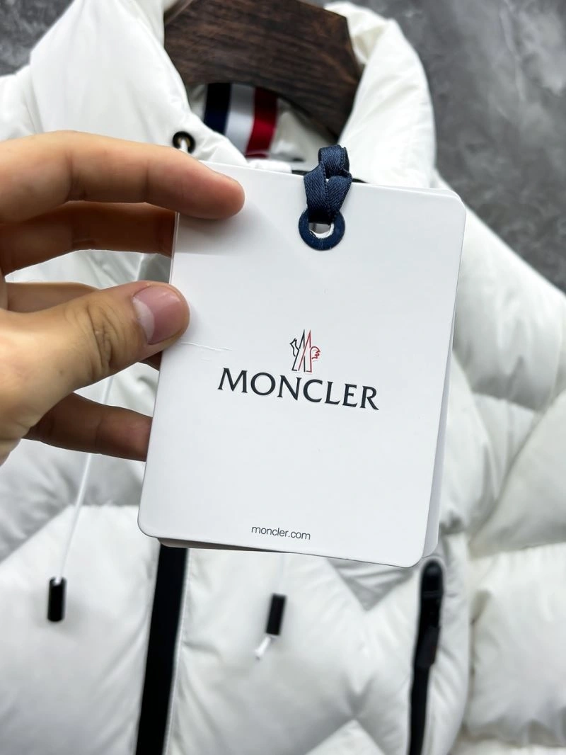 TimelessDesign Moncler Down Jackets 143762