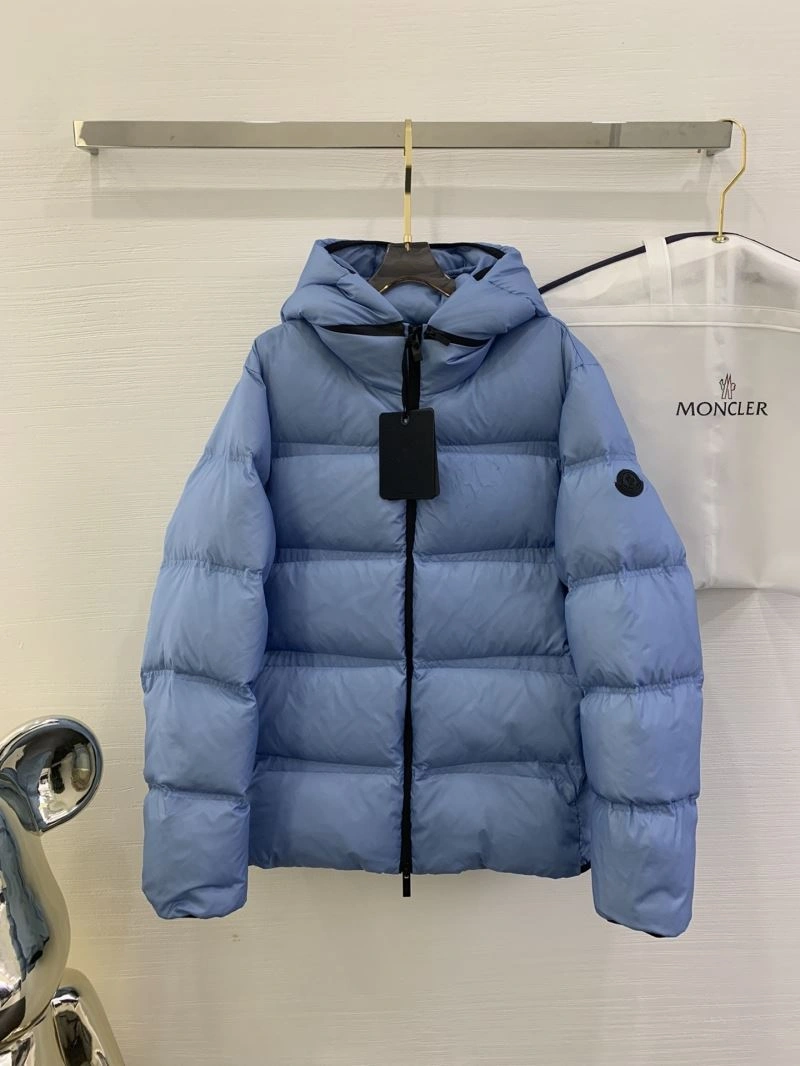 Moncler Down Jackets Sporty 143763