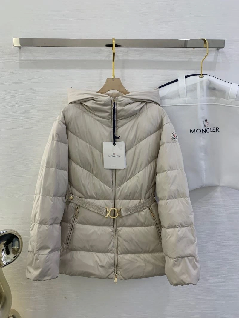 ComfortFit Moncler Down Jackets 143752