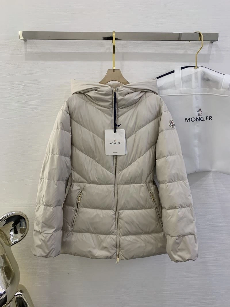 ComfortFit Moncler Down Jackets 143752