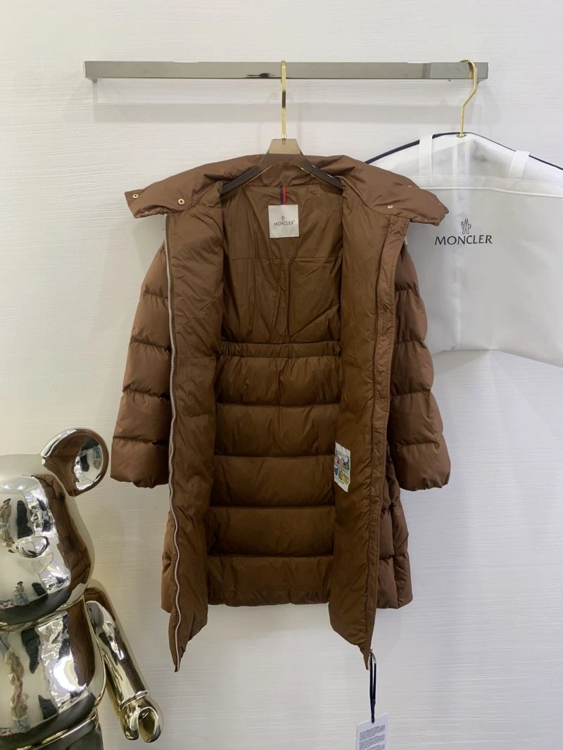 EyeCatching Moncler Down Jackets 143744