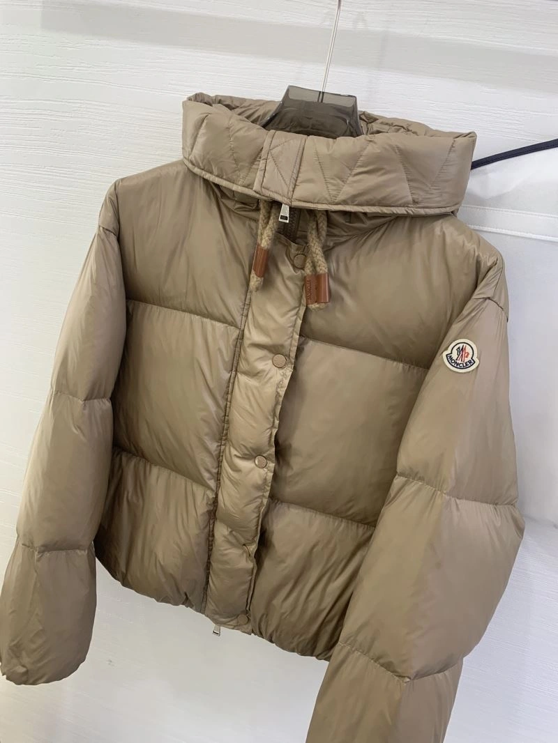 Moncler Down Jackets EyeCatching 143755