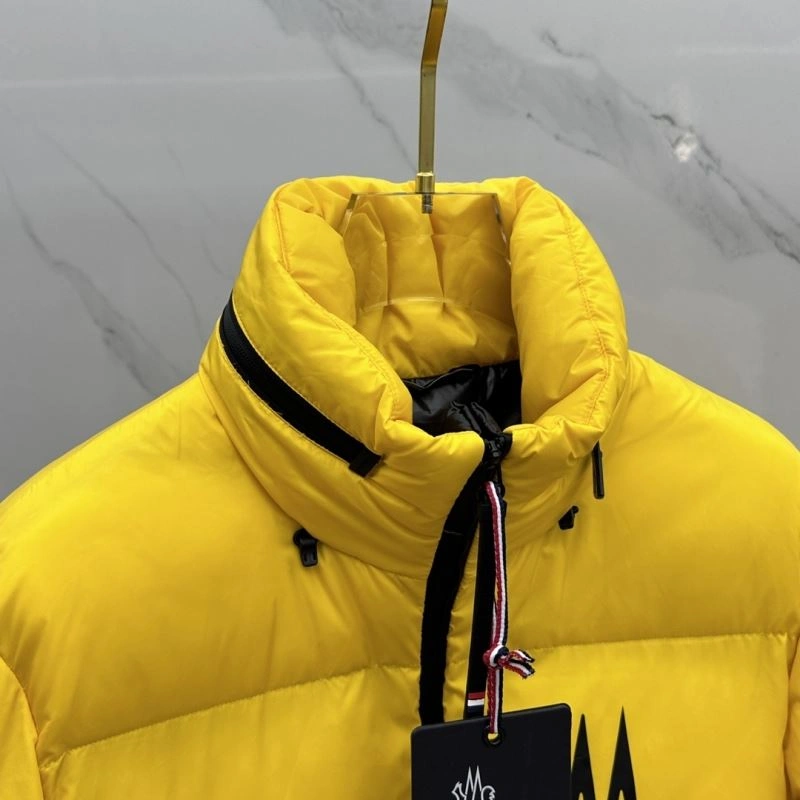 Compact Moncler Down Jackets 143751