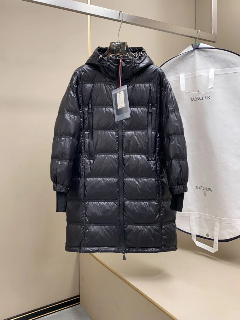 Moncler Down Jackets Bright 143745
