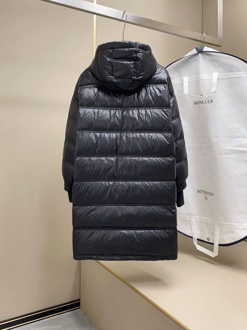 Moncler Down Jackets Bright 143745