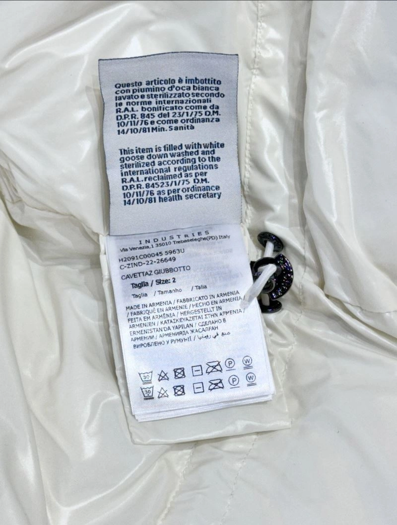 Comfortable Moncler Down Jackets 143742