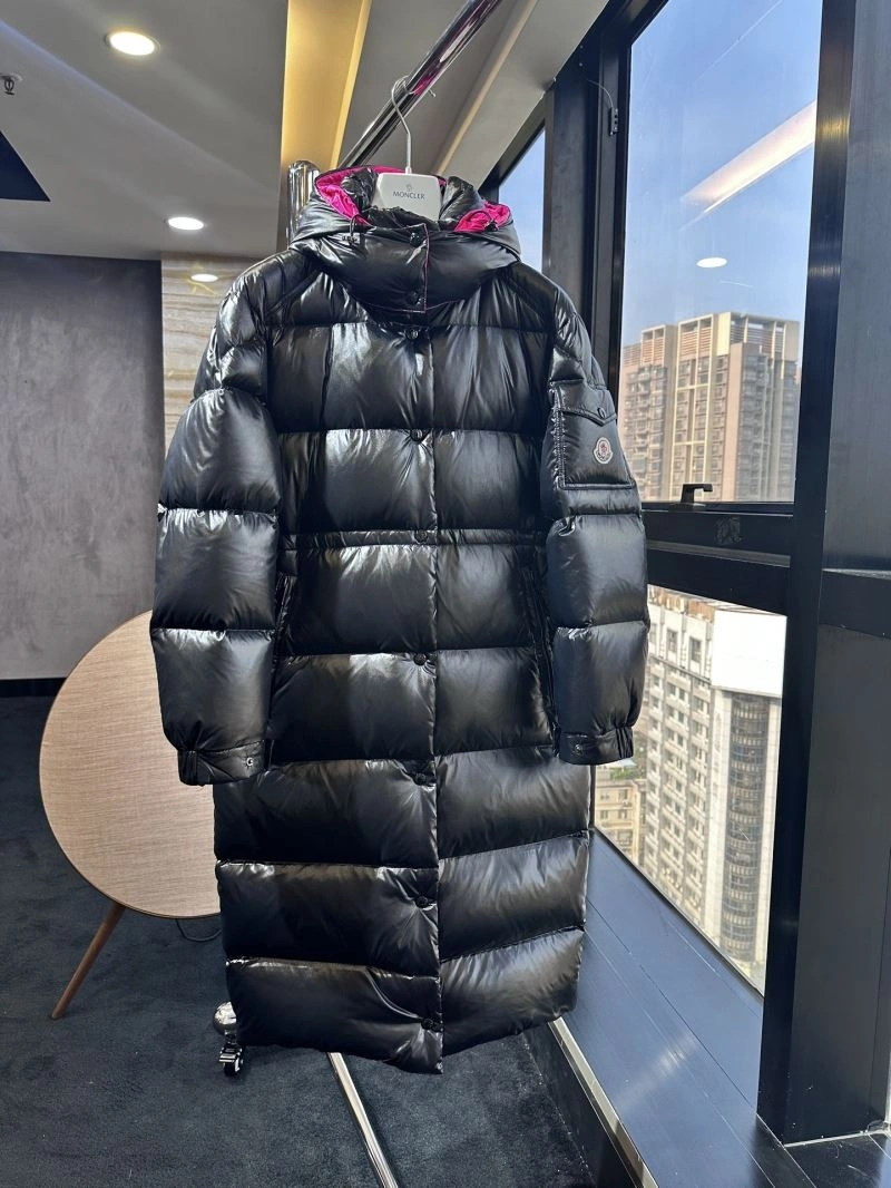 Breathable Moncler Down Jackets 143770