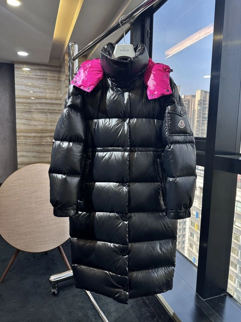 Breathable Moncler Down Jackets 143770