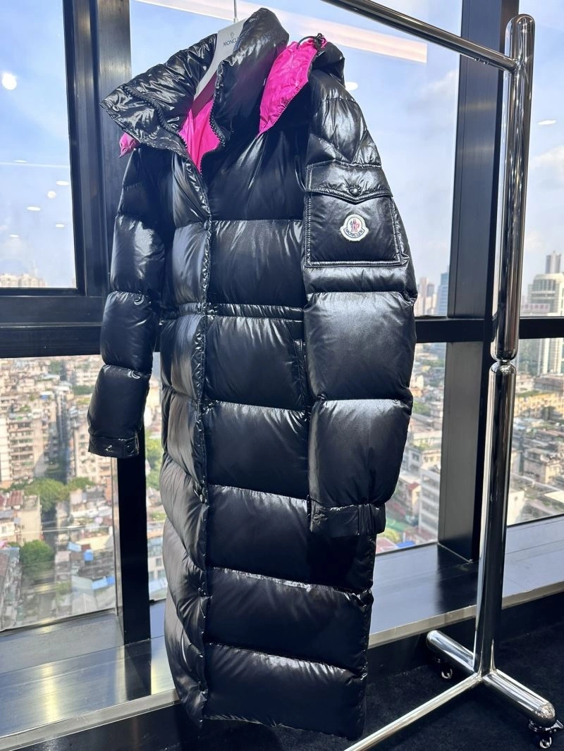 Breathable Moncler Down Jackets 143770