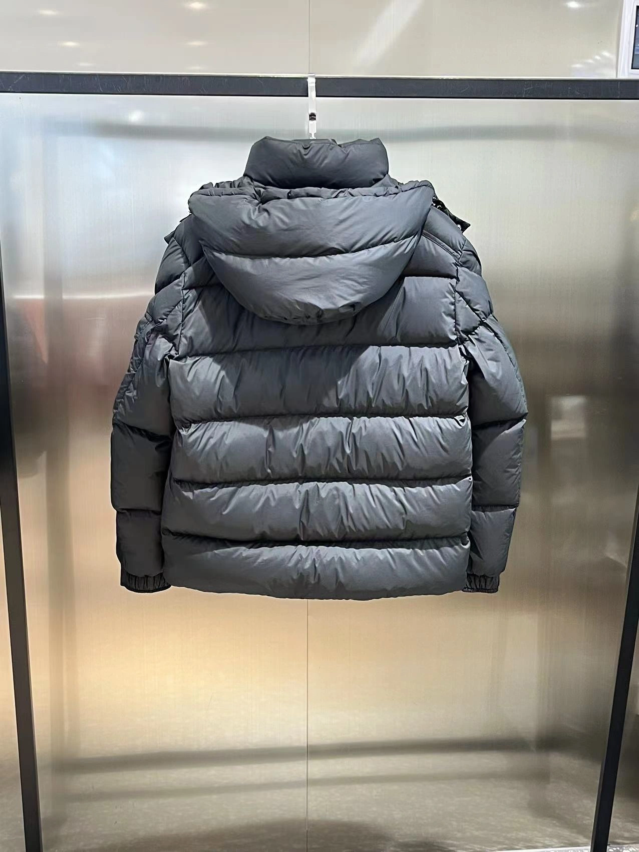 Moncler Down Jackets Popular 145659