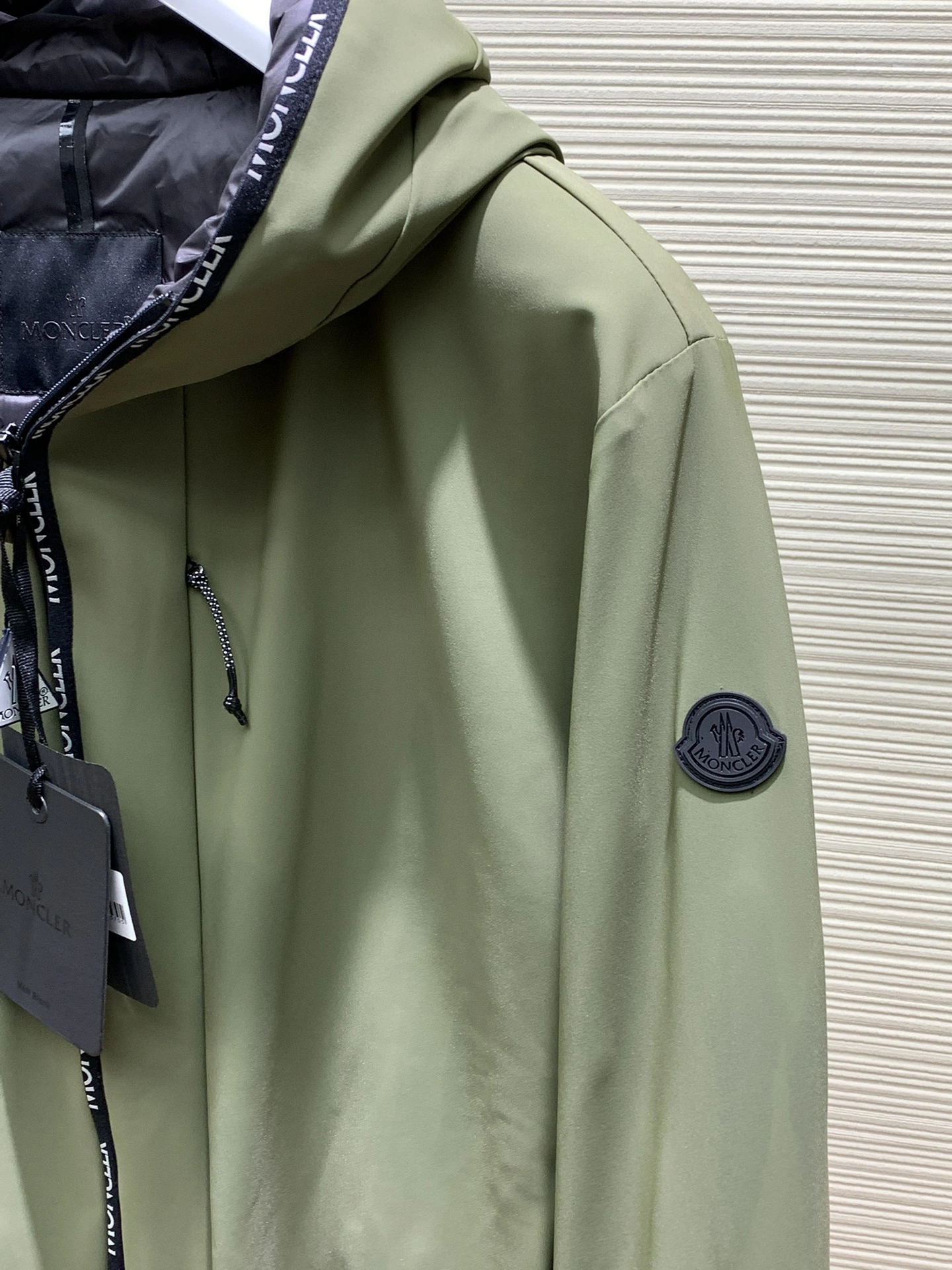 Moncler Down Jackets Premium 145660