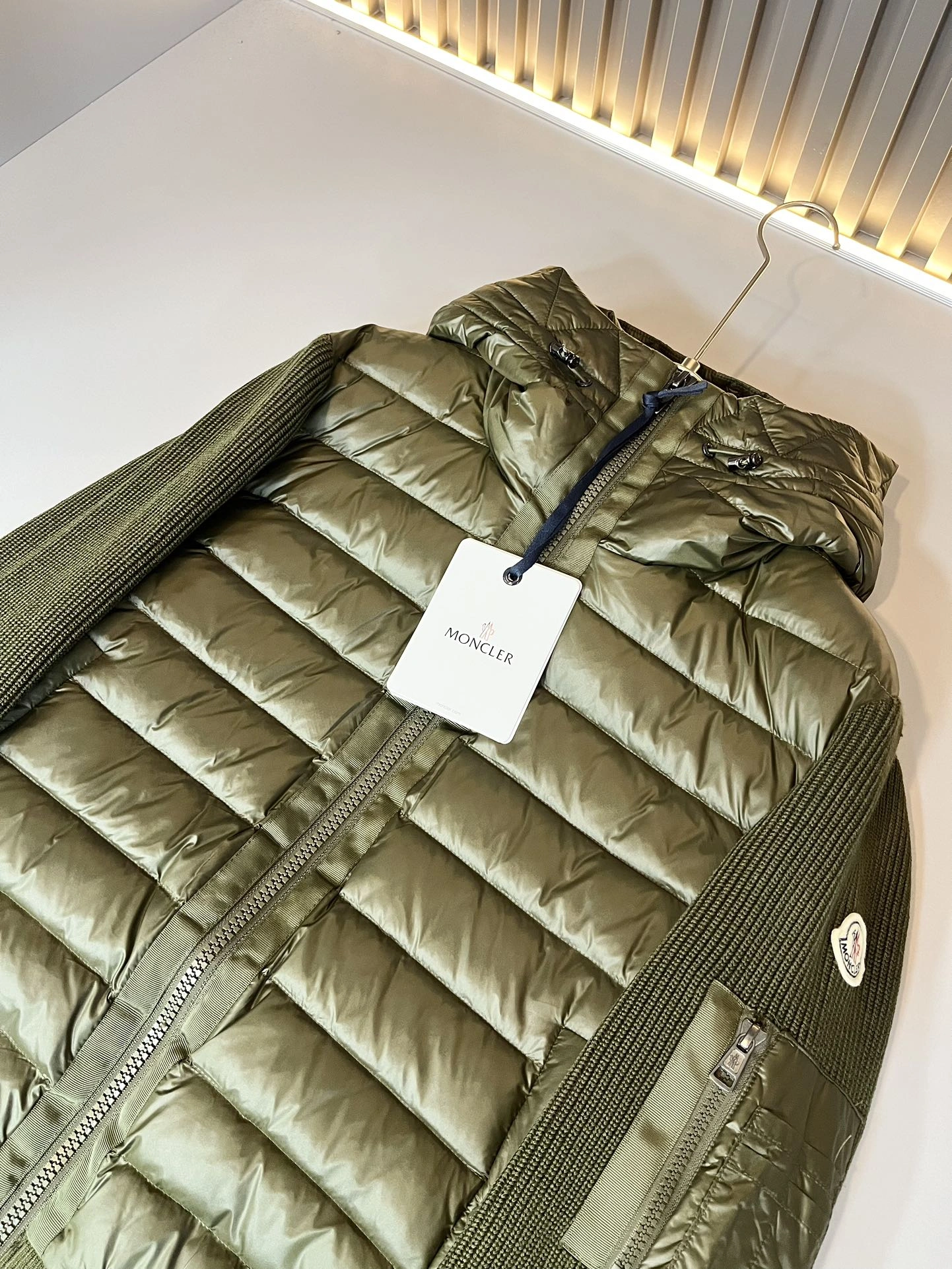 Moncler Down Jackets Attractive 145675