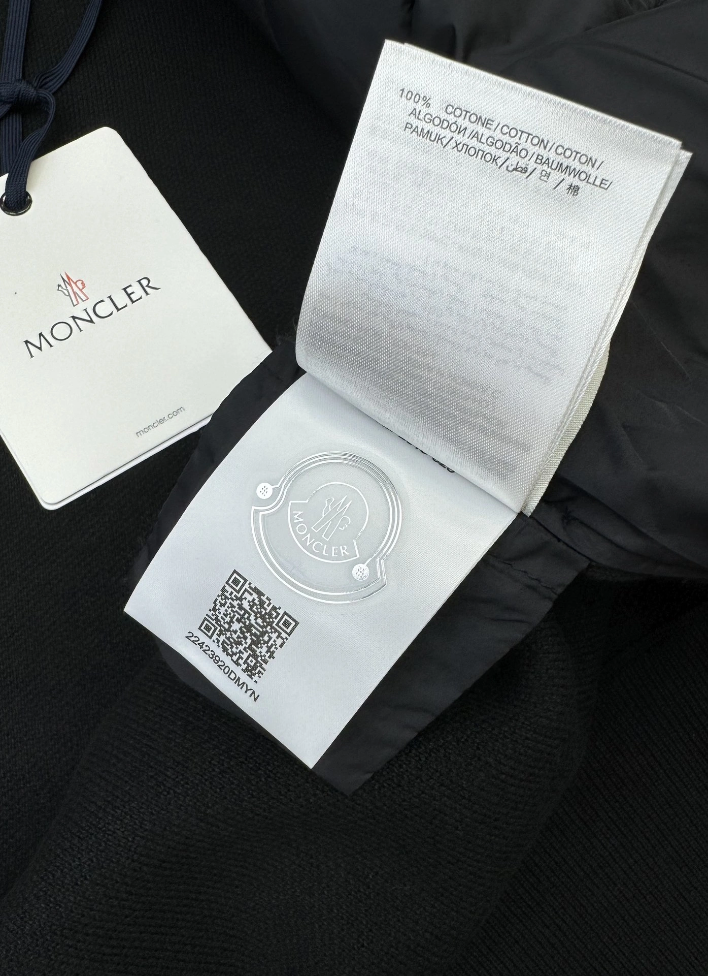 Moncler Down Jackets Stretchable 145671