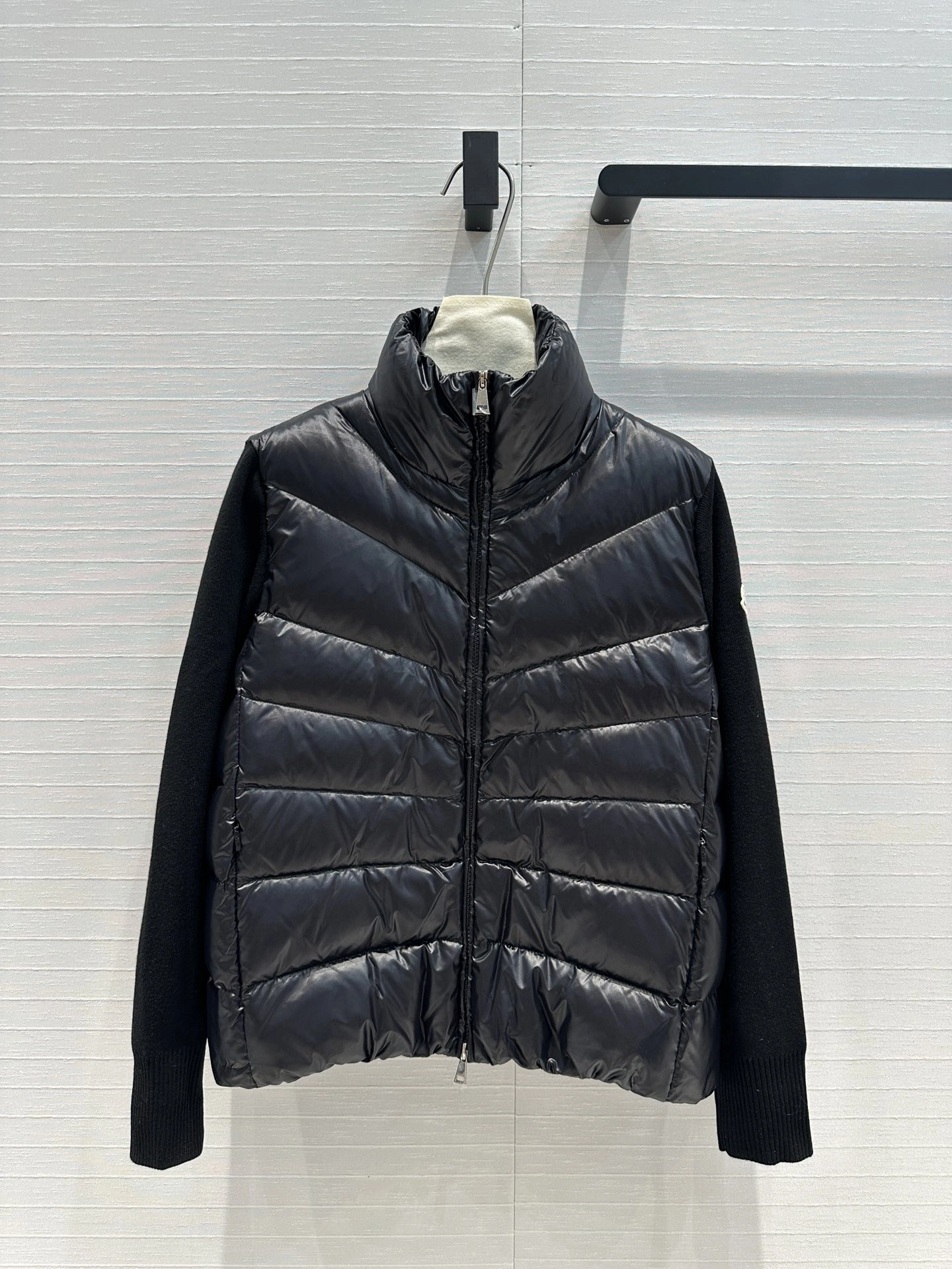 Attractive Moncler Down Jackets 145650