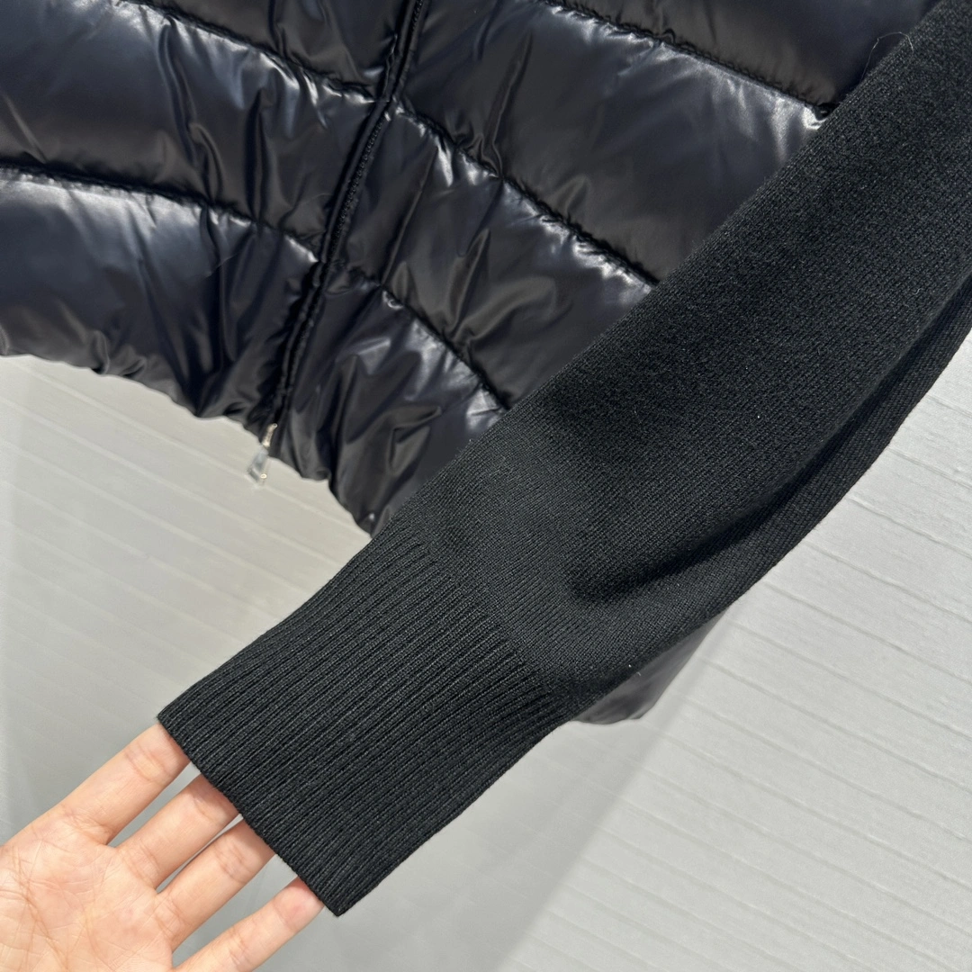 Attractive Moncler Down Jackets 145650