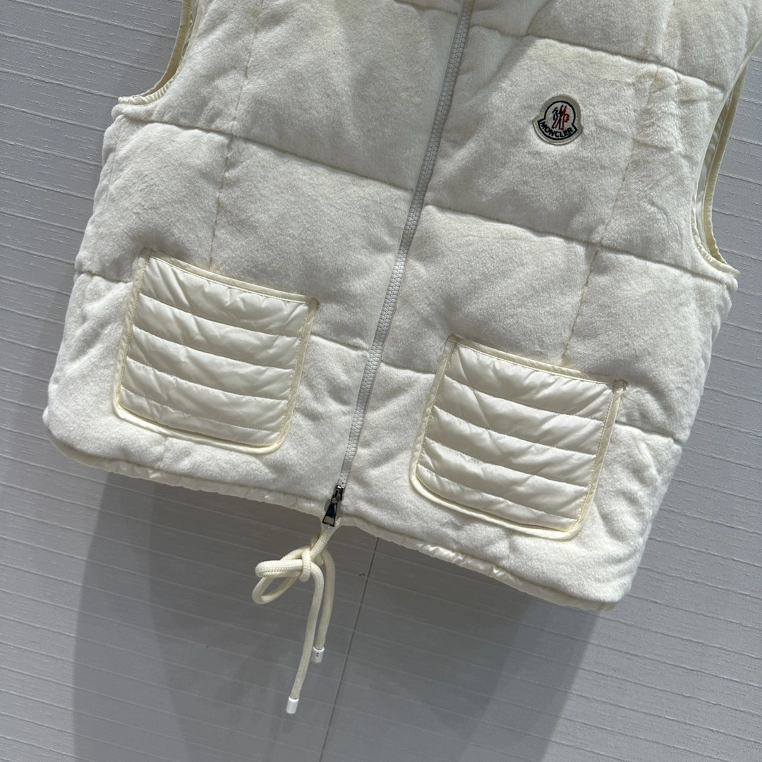 Moncler Down Jackets Soft 145655