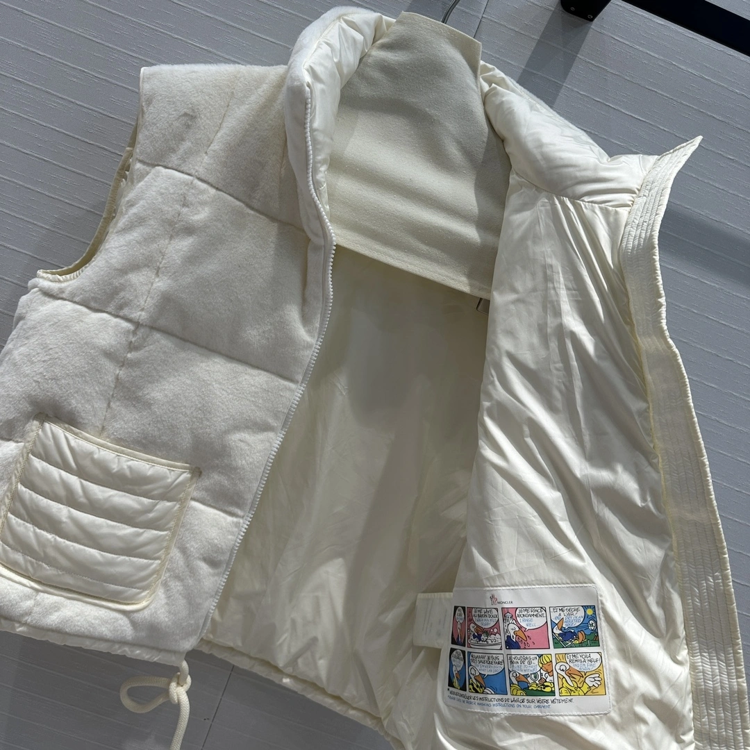 Moncler Down Jackets Soft 145655