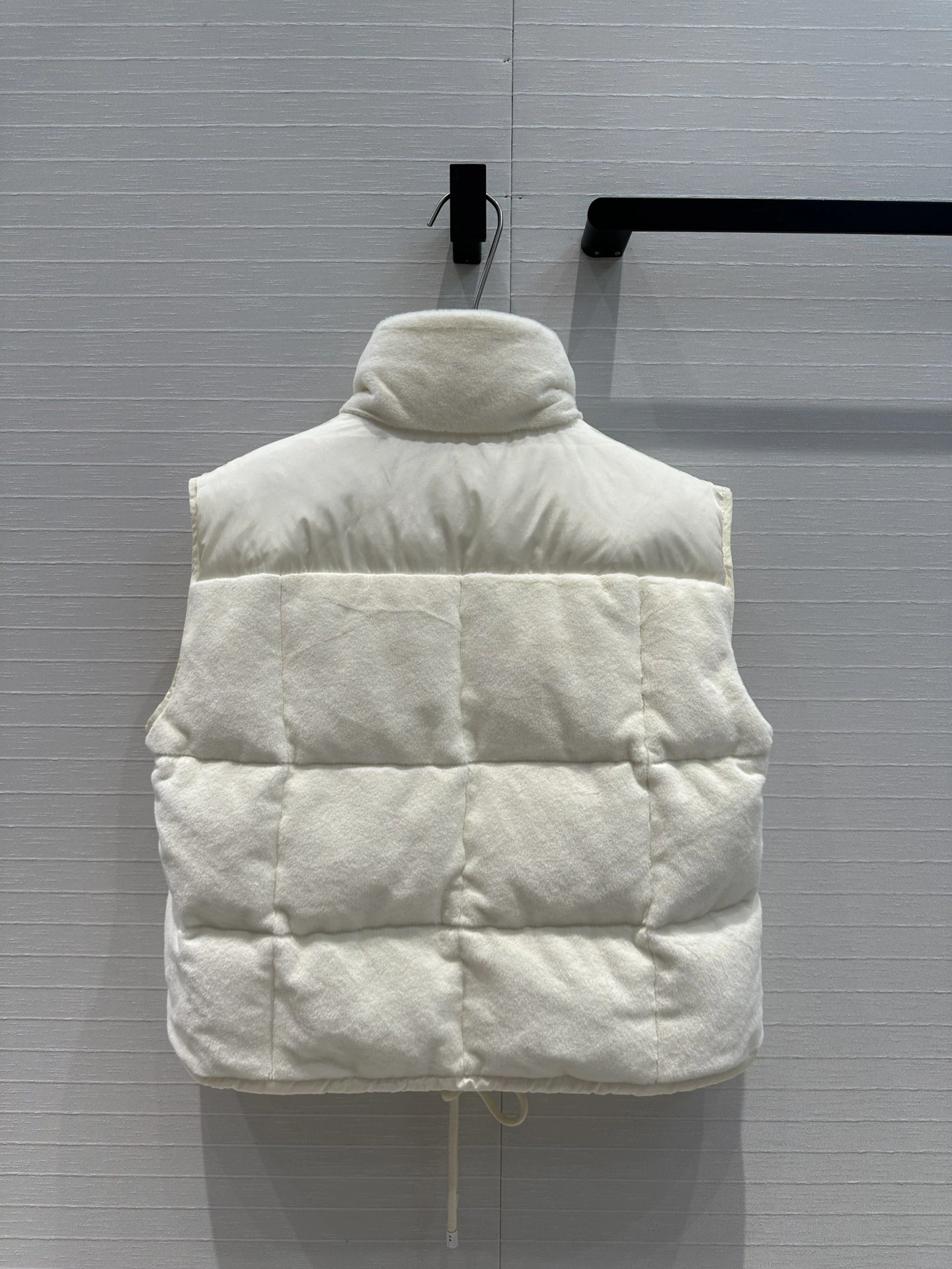 Moncler Down Jackets Soft 145655
