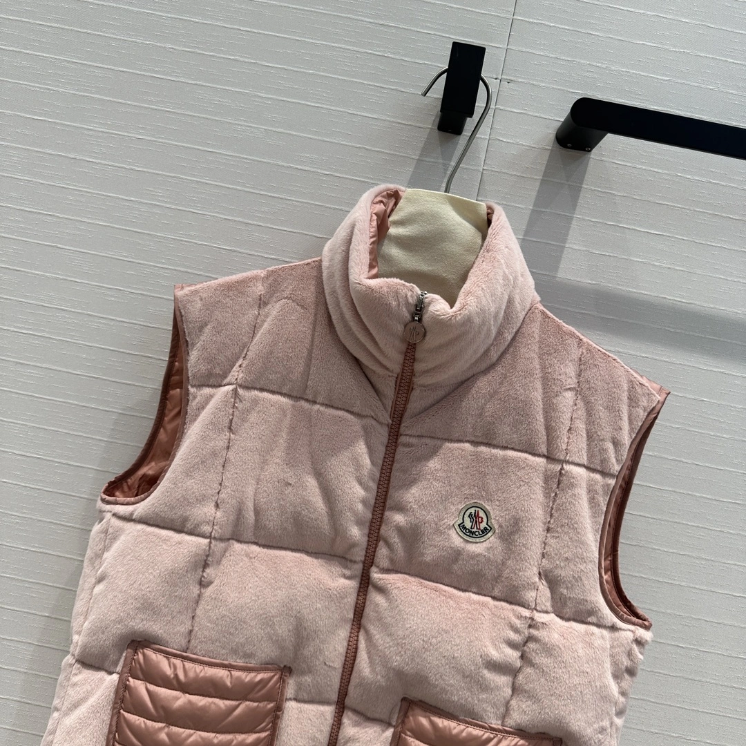 Moncler Down Jackets Practical 145648