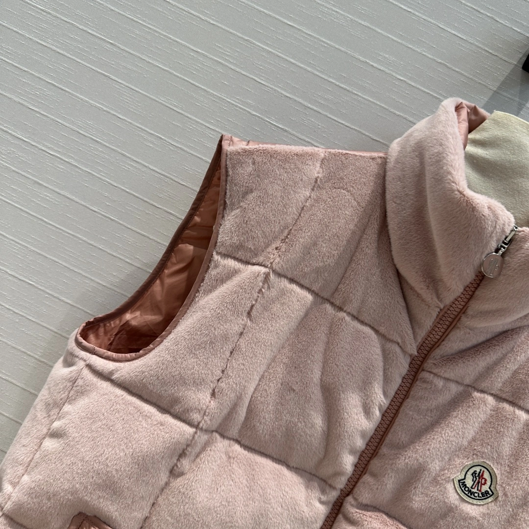 Moncler Down Jackets Practical 145648