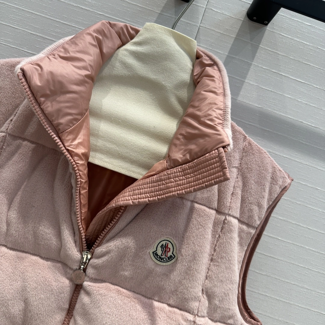 Moncler Down Jackets Practical 145648