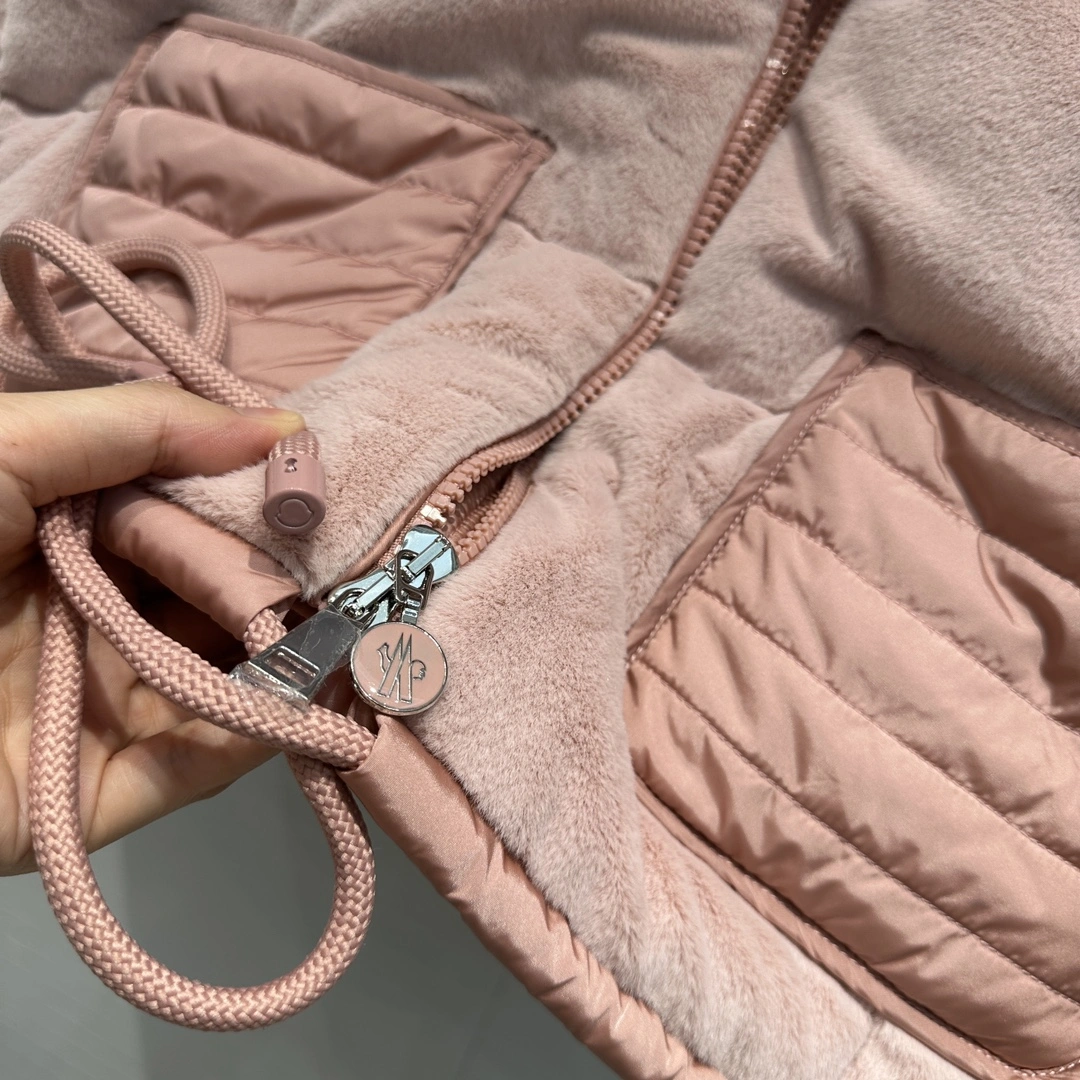 Moncler Down Jackets Practical 145648