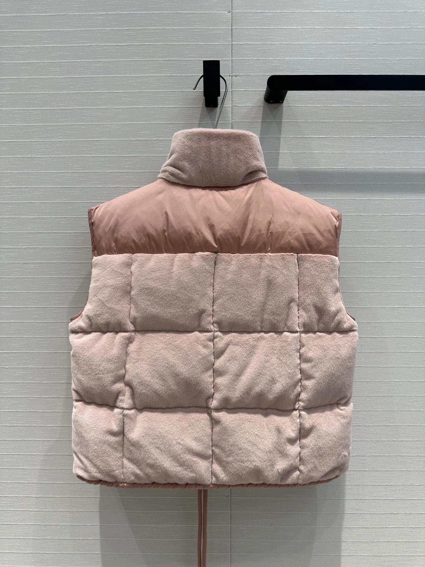 Moncler Down Jackets Practical 145648