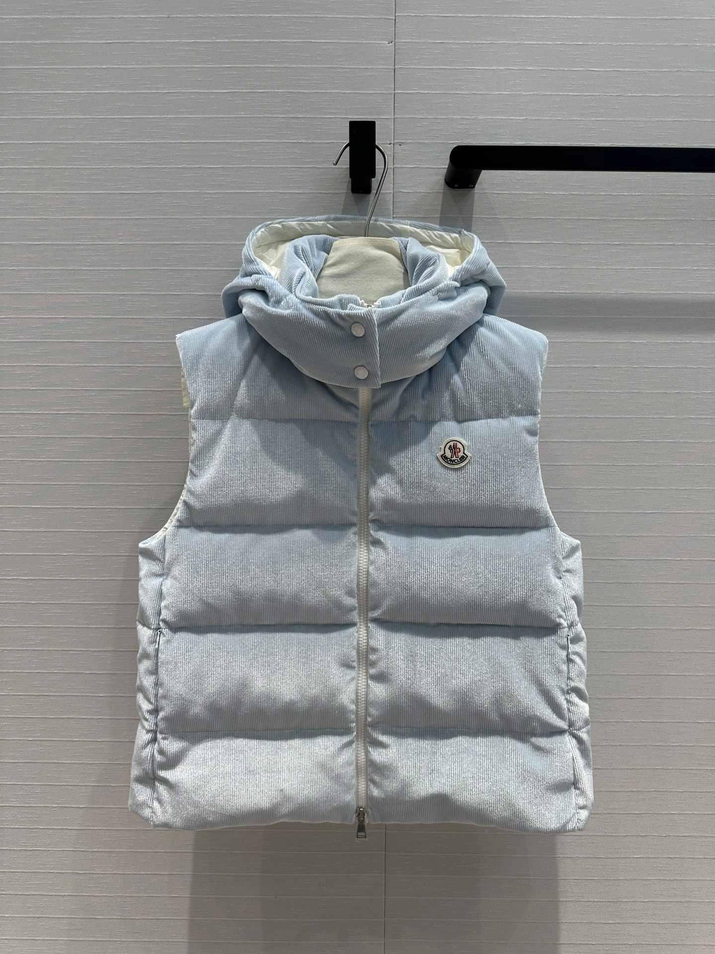 Lightweight Moncler Down Jackets 145644