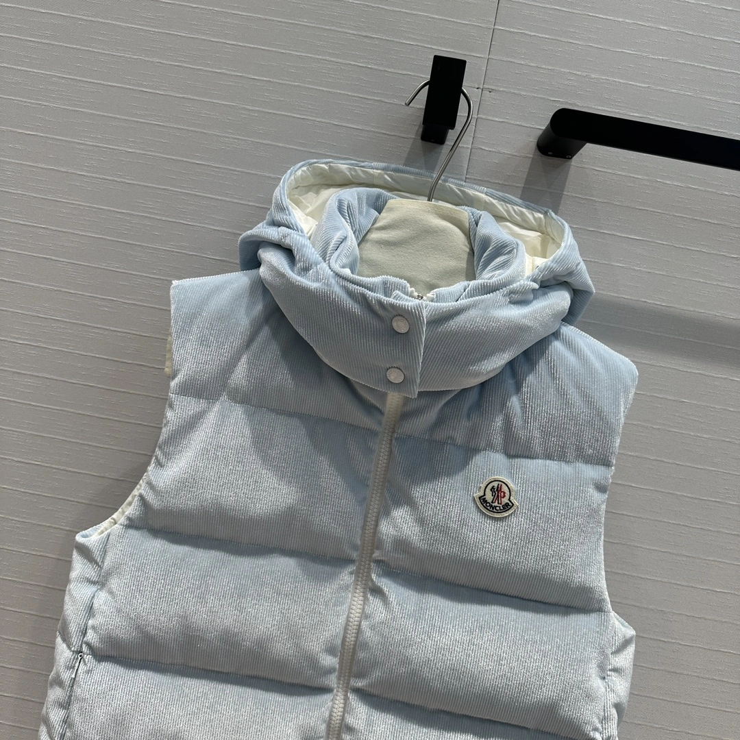 Lightweight Moncler Down Jackets 145644