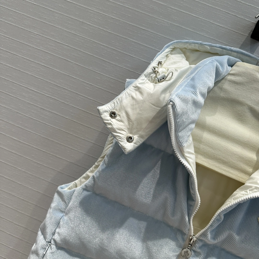 Lightweight Moncler Down Jackets 145644