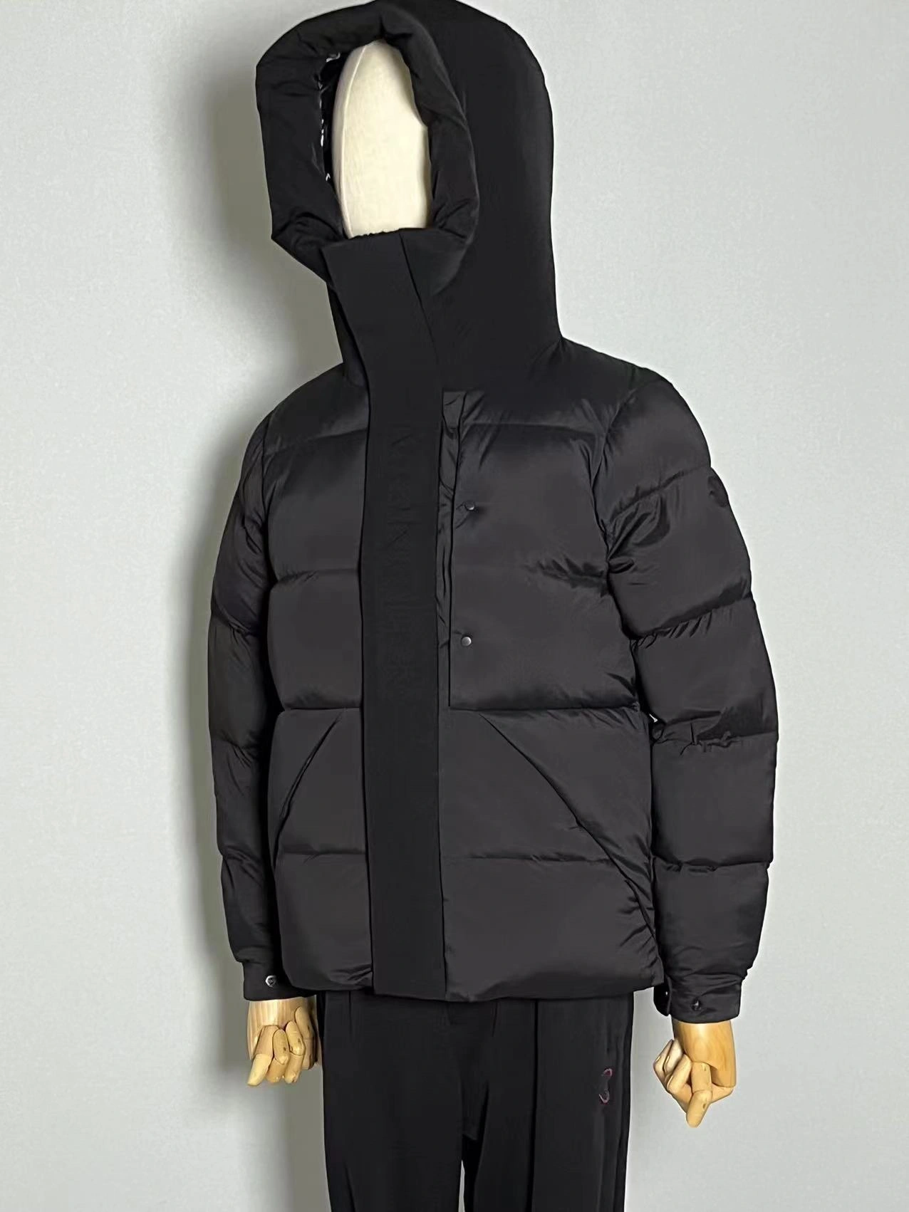 Lightweight Moncler Down Jackets 145643
