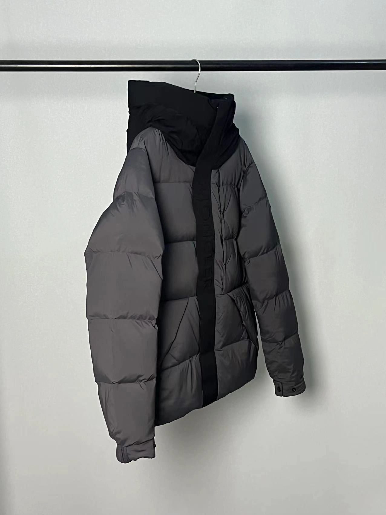 UrbanChic Moncler Down Jackets 145639