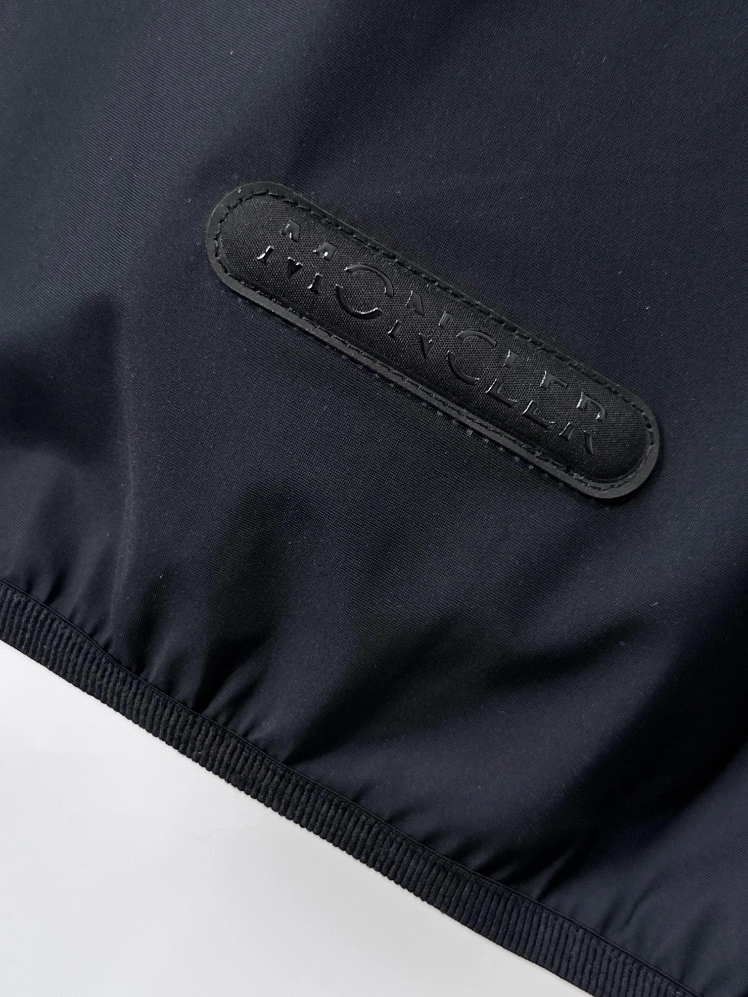 Durable Moncler Down Jackets 145638