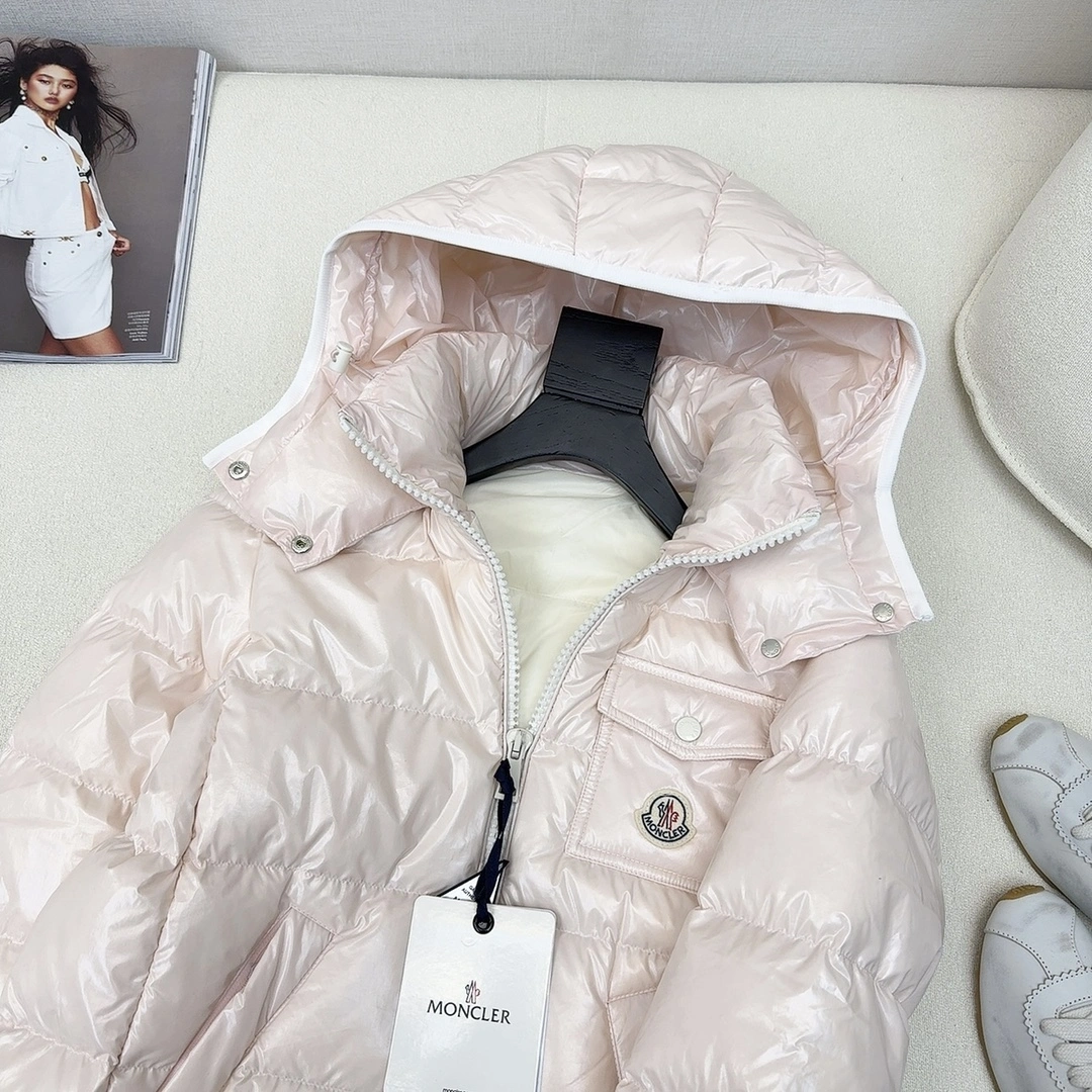 Sleek Moncler Down Jackets 145635