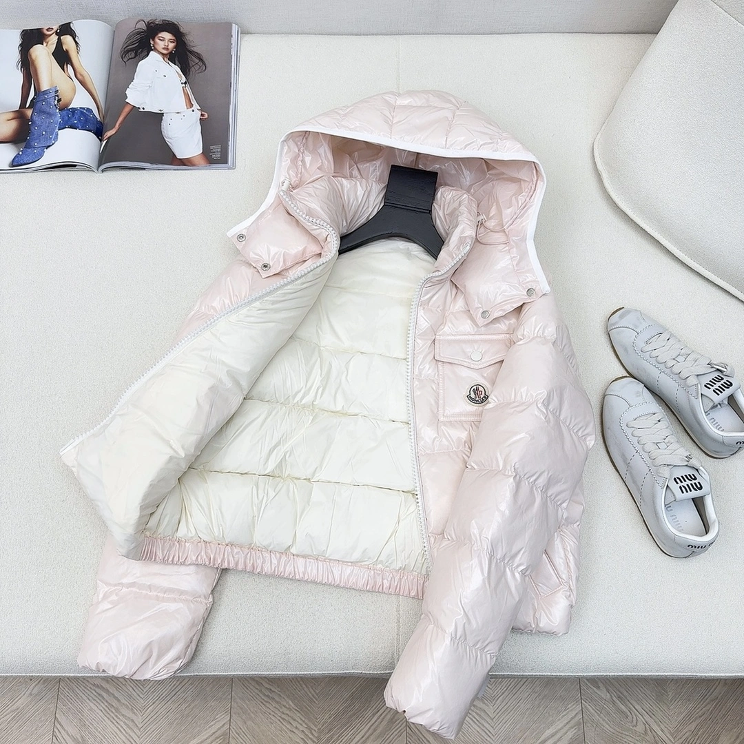 Sleek Moncler Down Jackets 145635