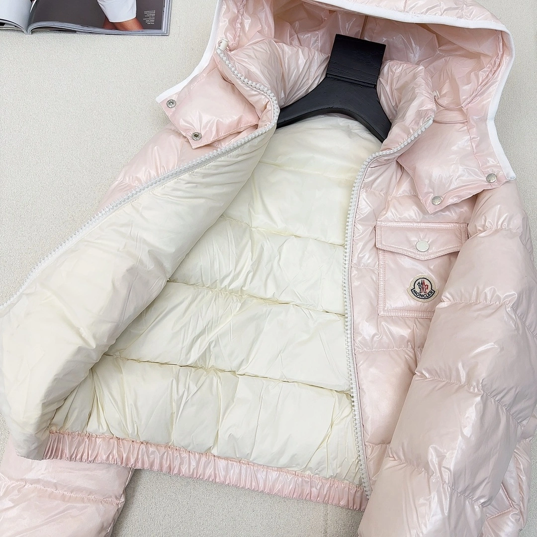 Sleek Moncler Down Jackets 145635