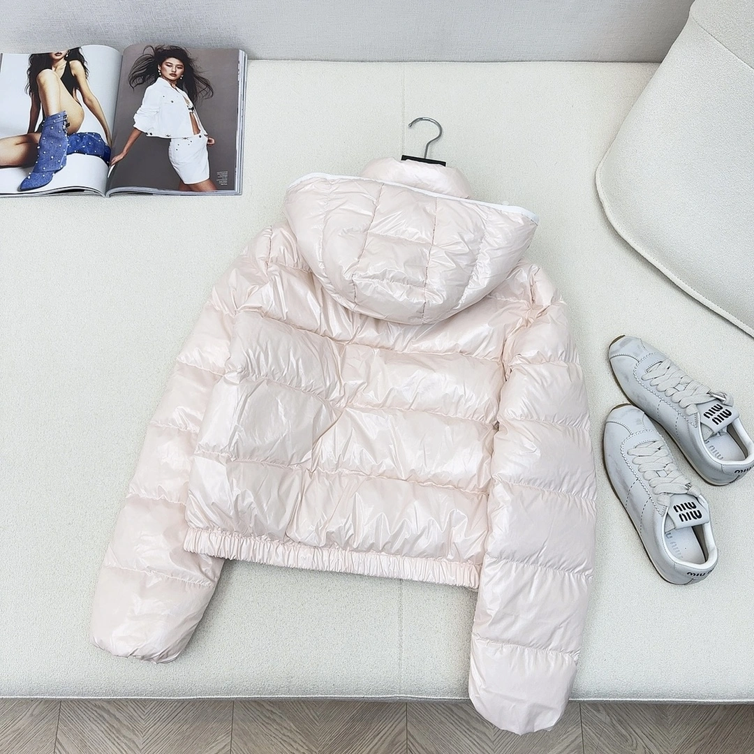 Sleek Moncler Down Jackets 145635
