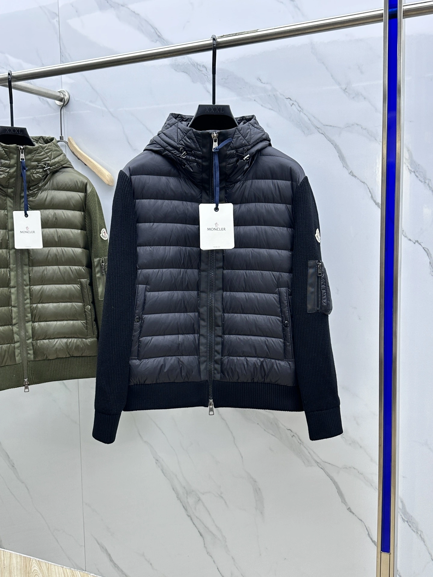 HighQuality Moncler Down Jackets 145636