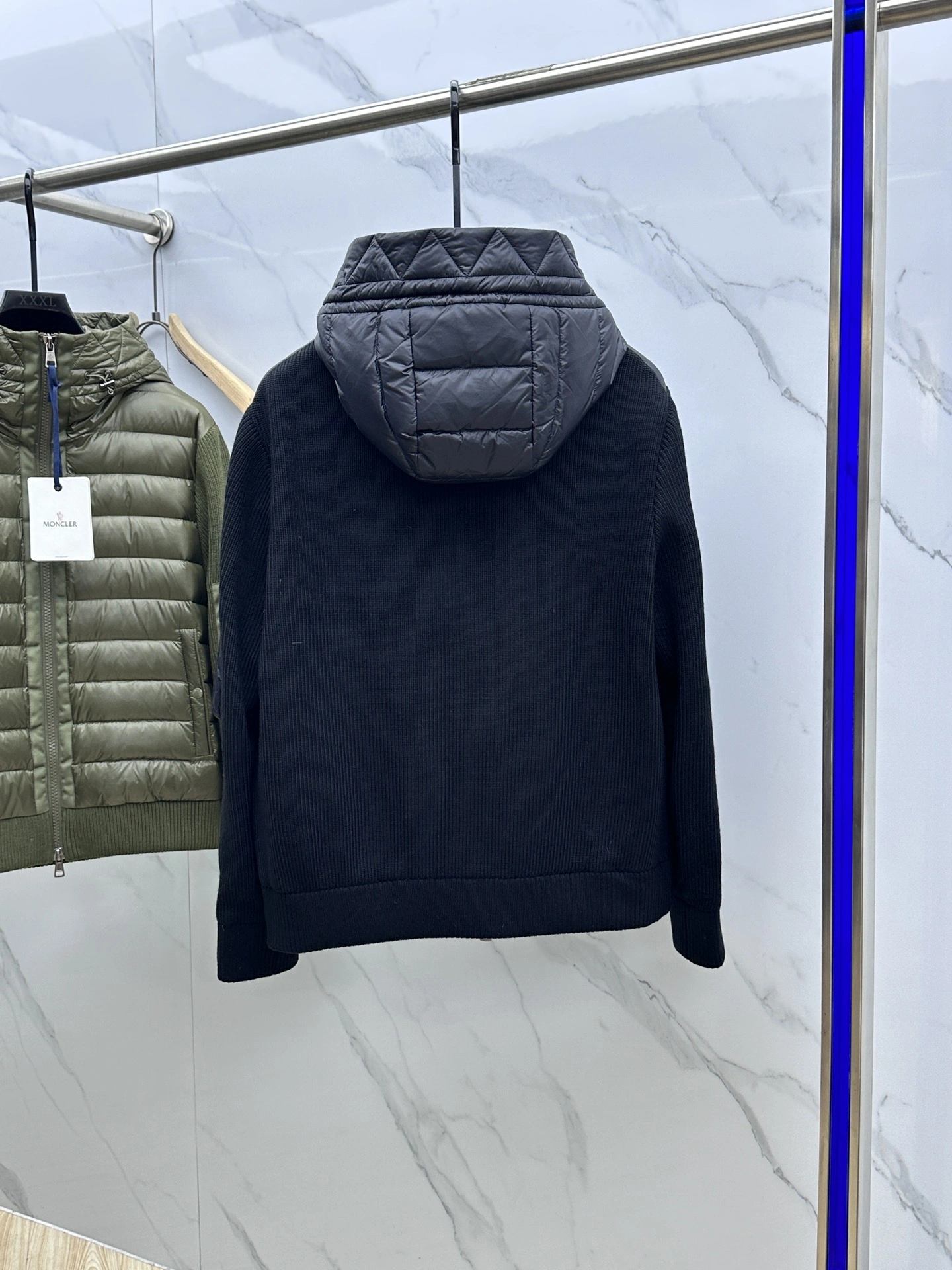 HighQuality Moncler Down Jackets 145636