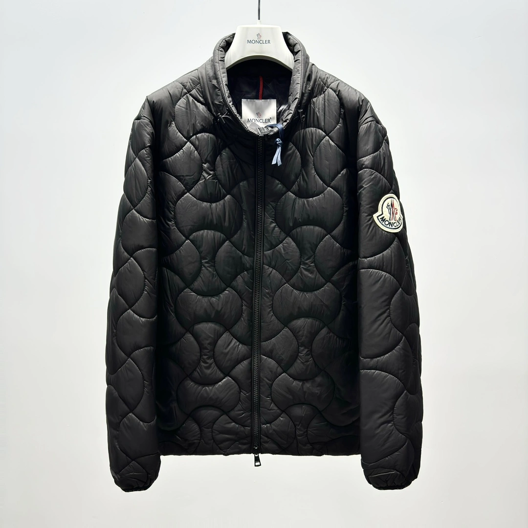 Durable Moncler Down Jackets 145633