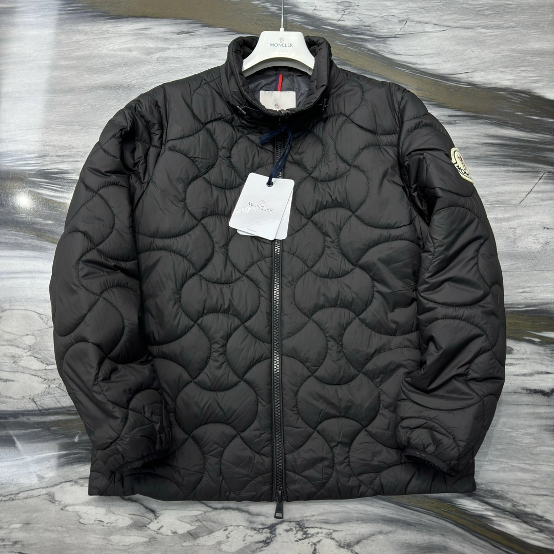 Durable Moncler Down Jackets 145633